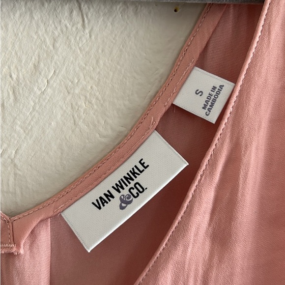 🩷 Sold - Picture 4 of 7